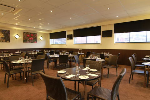 Quality Hotel Gateway Inn Devonport - Adwords Guide 7