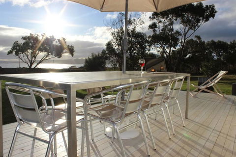 Boomers Retreat, Alonnah, Bruny Island - Adwords Guide 4