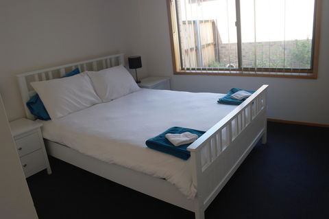Modern 2 Bedroom Appartment - Adwords Guide 7