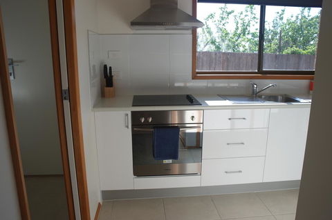 Modern 2 Bedroom Appartment - Adwords Guide 4