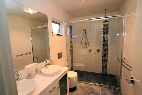Bridport Holiday Rental - Adwords Guide 14