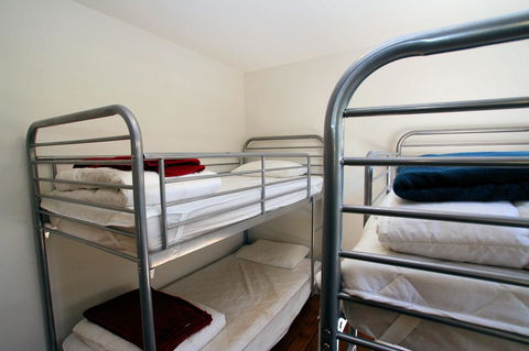 Bridport Holiday Rental - Adwords Guide 12