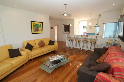Bridport Holiday Rental - Adwords Guide 10