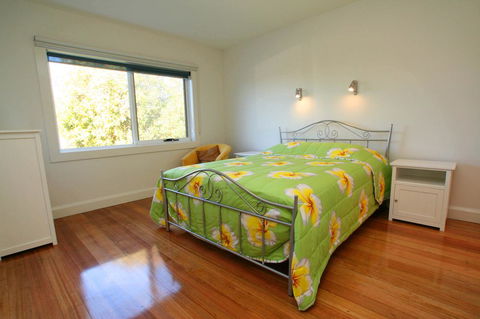 Bridport Holiday Rental - Adwords Guide 13