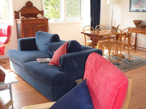 The Anchorage Waterfront Apartment - Adwords Guide 9