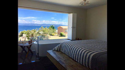 Couples Getaway On Bruny Island - Adwords Guide 12