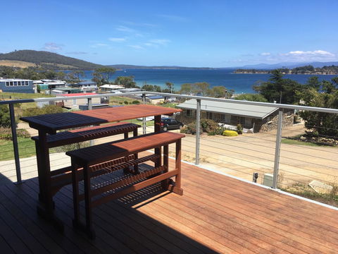 Couples Getaway On Bruny Island - Adwords Guide 7
