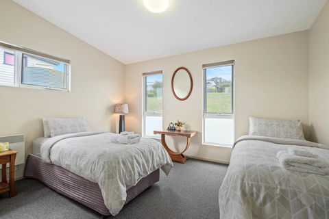 Manfield Seaside Bruny Island - Adwords Guide 15