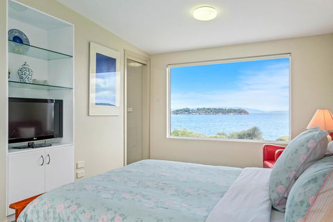 Manfield Seaside Bruny Island - Adwords Guide 11