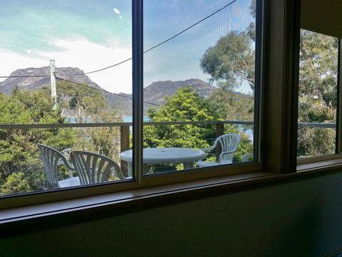 Freycinet Sanctuary 5 - Adwords Guide 9