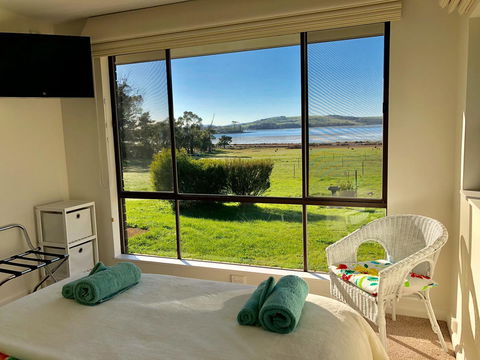 Pipe Clay Cottage - Adwords Guide 1