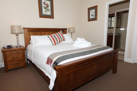House On The Hill Bed And Breakfast - Adwords Guide 31