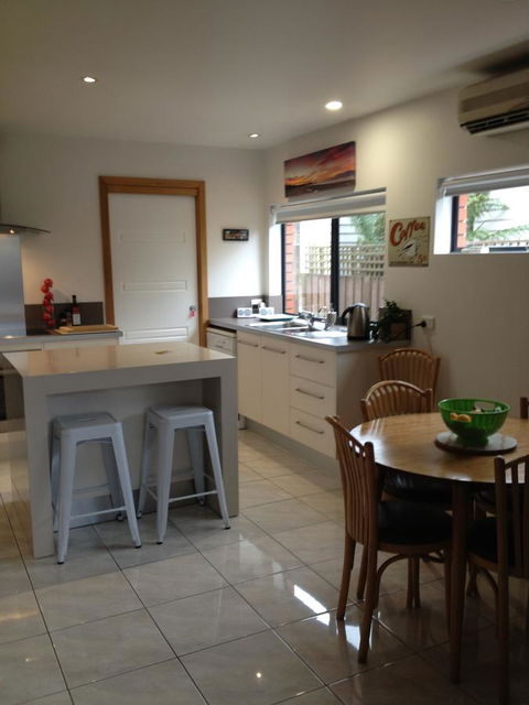 Ulverstone Boutique Accomodation - Adwords Guide 26