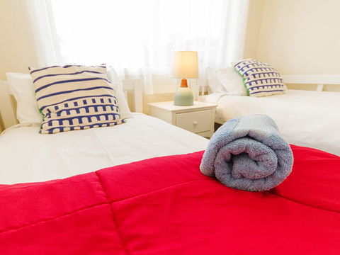 Catherine Lodge Farm Gate Cottages - Adwords Guide 14