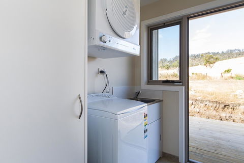 Catherine Lodge Farm Gate Cottages - Adwords Guide 11