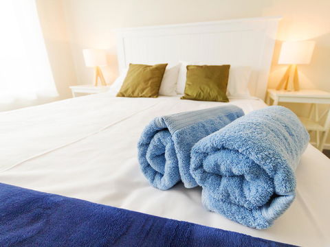 Catherine Lodge Farm Gate Cottages - Adwords Guide 16