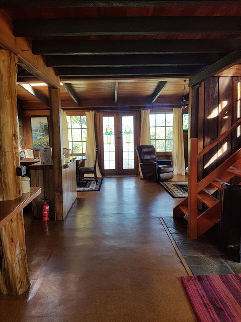 Whispering Hills Retreat - Adwords Guide 11