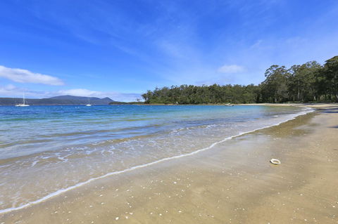 Stewarts Bay Lodge - Adwords Guide 13