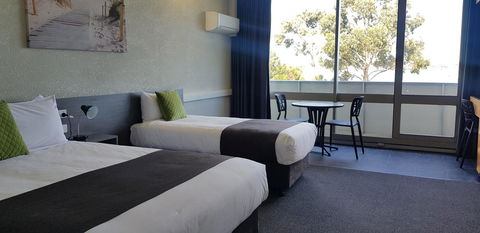Comfort Hotel Bayside - Adwords Guide 24