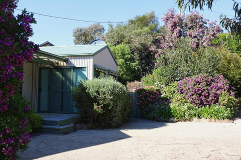 Hazards Beach House - Adwords Guide 0