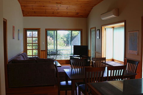 Hazards Beach House - Adwords Guide 8