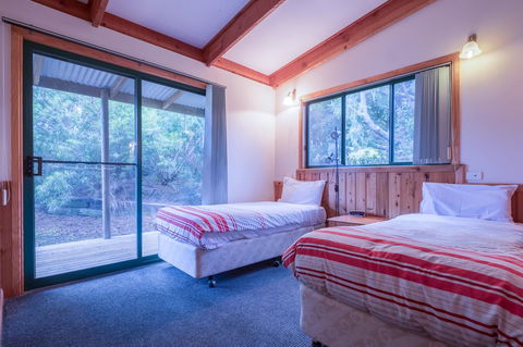Freycinet Timber Cottage 2 - Adwords Guide 3
