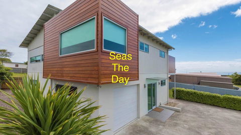 Seas The Day - Seaside Getaway - Adwords Guide 1