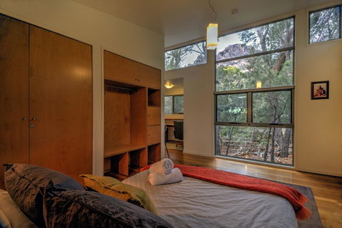 Freycinet Eco Luxe ~ Forest ~ Ocean ~ Mountain - Adwords Guide 10