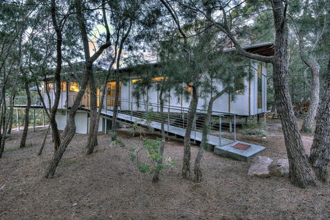Freycinet Eco Luxe ~ Forest ~ Ocean ~ Mountain - Adwords Guide 11
