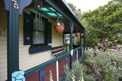 Blue Wren Riverside Cottage - Adwords Guide 9