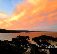 DOLPHIN LOOKOUT COTTAGE - amazing views of the Bay of Fires - Adwords Guide