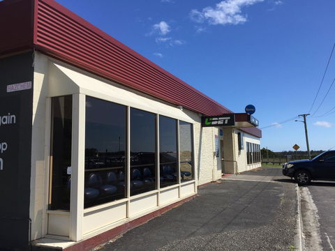 Regatta Point Tavern & Holiday Villas - Adwords Guide 16