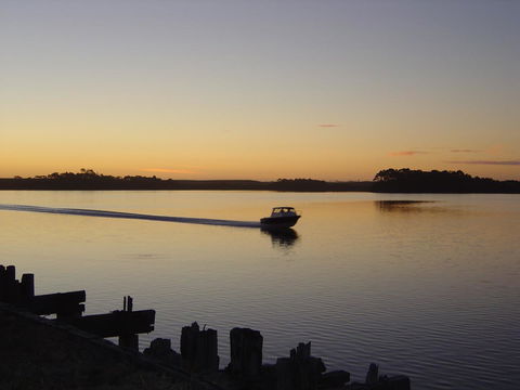 Regatta Point Tavern & Holiday Villas - Adwords Guide 37