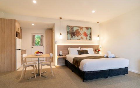 Boathouse Resort Studios And Suites - Adwords Guide 3