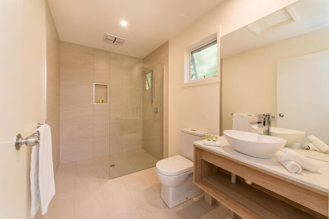 Boathouse Resort Studios And Suites - Adwords Guide 24