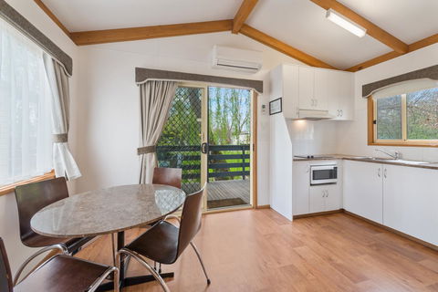 High Country Holiday Park - Adwords Guide 22