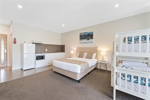High Country Holiday Park - Adwords Guide 5
