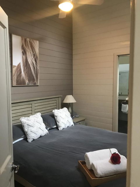 Two Truffles Cottages - Adwords Guide 4
