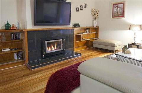 Lake Wendouree Luxury Apartments On Grove - Adwords Guide 0