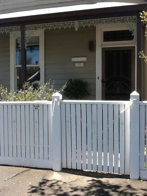 Redruth Cottage - Adwords Guide 22