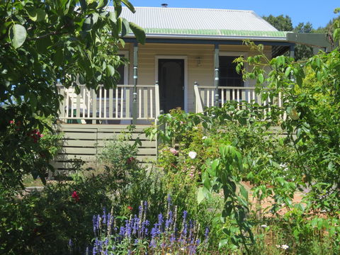 Walnut Cottage Via Leongatha - Adwords Guide 0