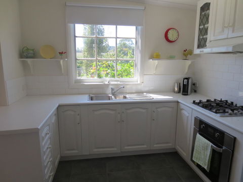 Walnut Cottage Via Leongatha - Adwords Guide 4