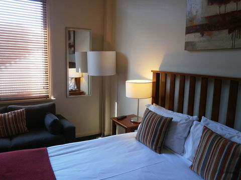 Ansonia On Lydiard - Adwords Guide 44