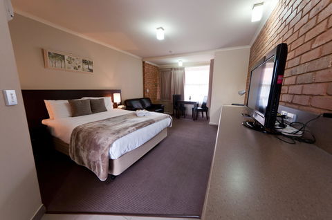 National Hotel Complex Bendigo - Adwords Guide 30