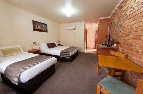 National Hotel Complex Bendigo - Adwords Guide 32