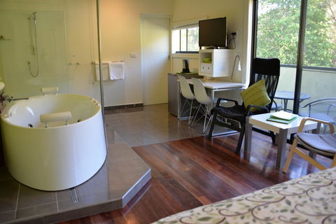 Deville At Healesville - Adwords Guide 6