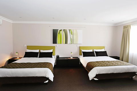Drovers Motor Inn - Adwords Guide 10