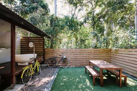 The Little Bush Hut - Adwords Guide 3