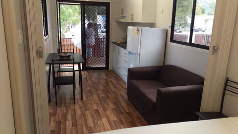The Mini Manor On Mandalay - Adwords Guide 14