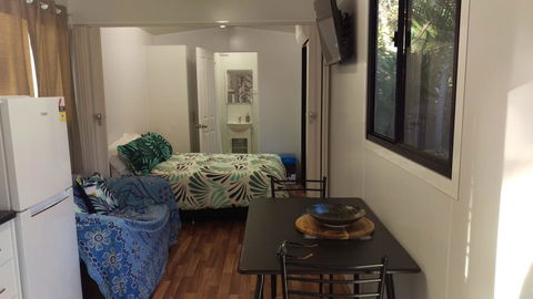 The Mini Manor On Mandalay - Adwords Guide 12